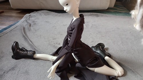 [​IMG]