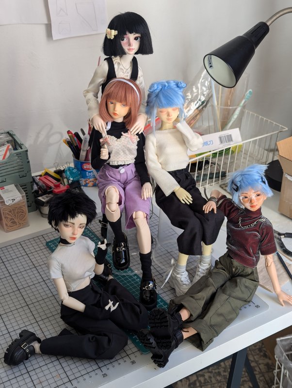 [​IMG]