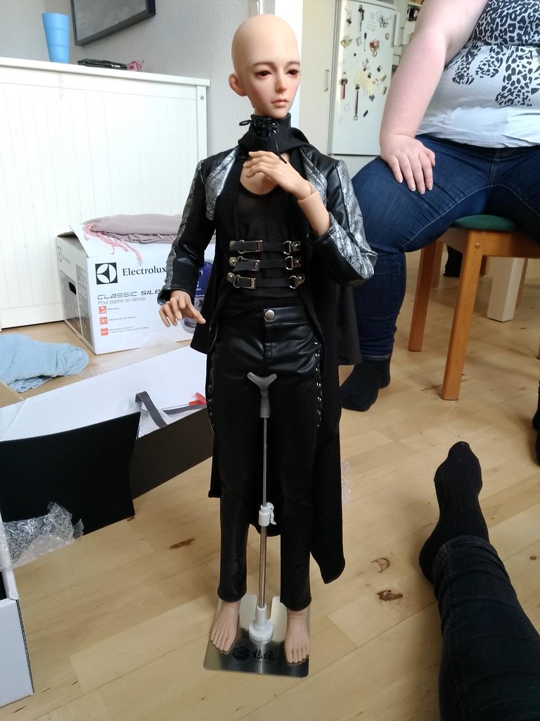 [​IMG]