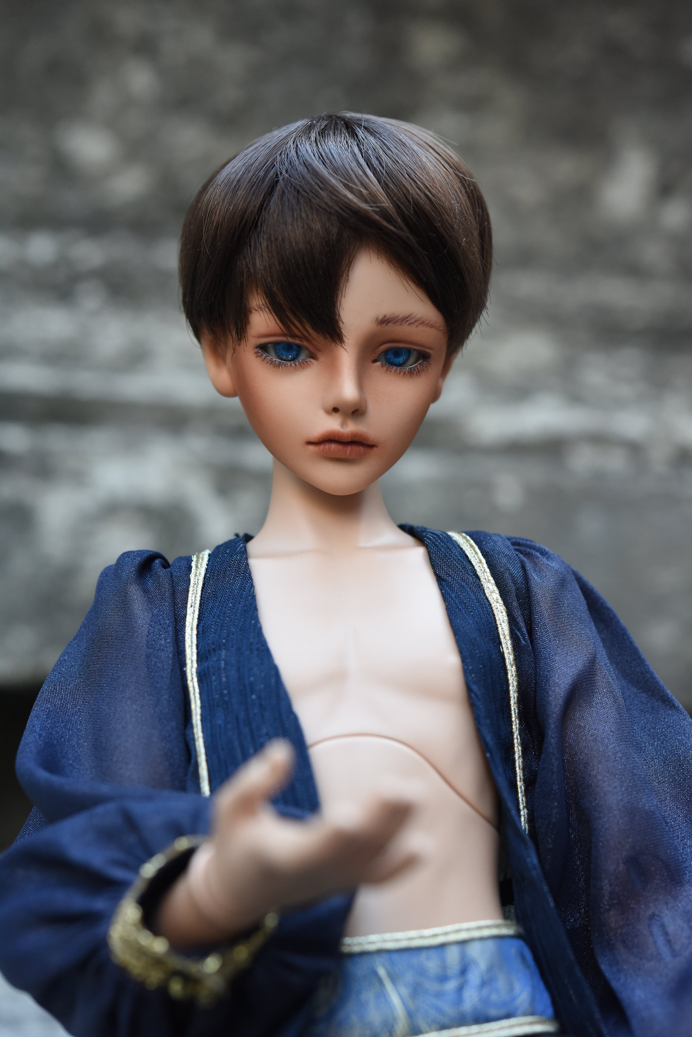 [​IMG]
