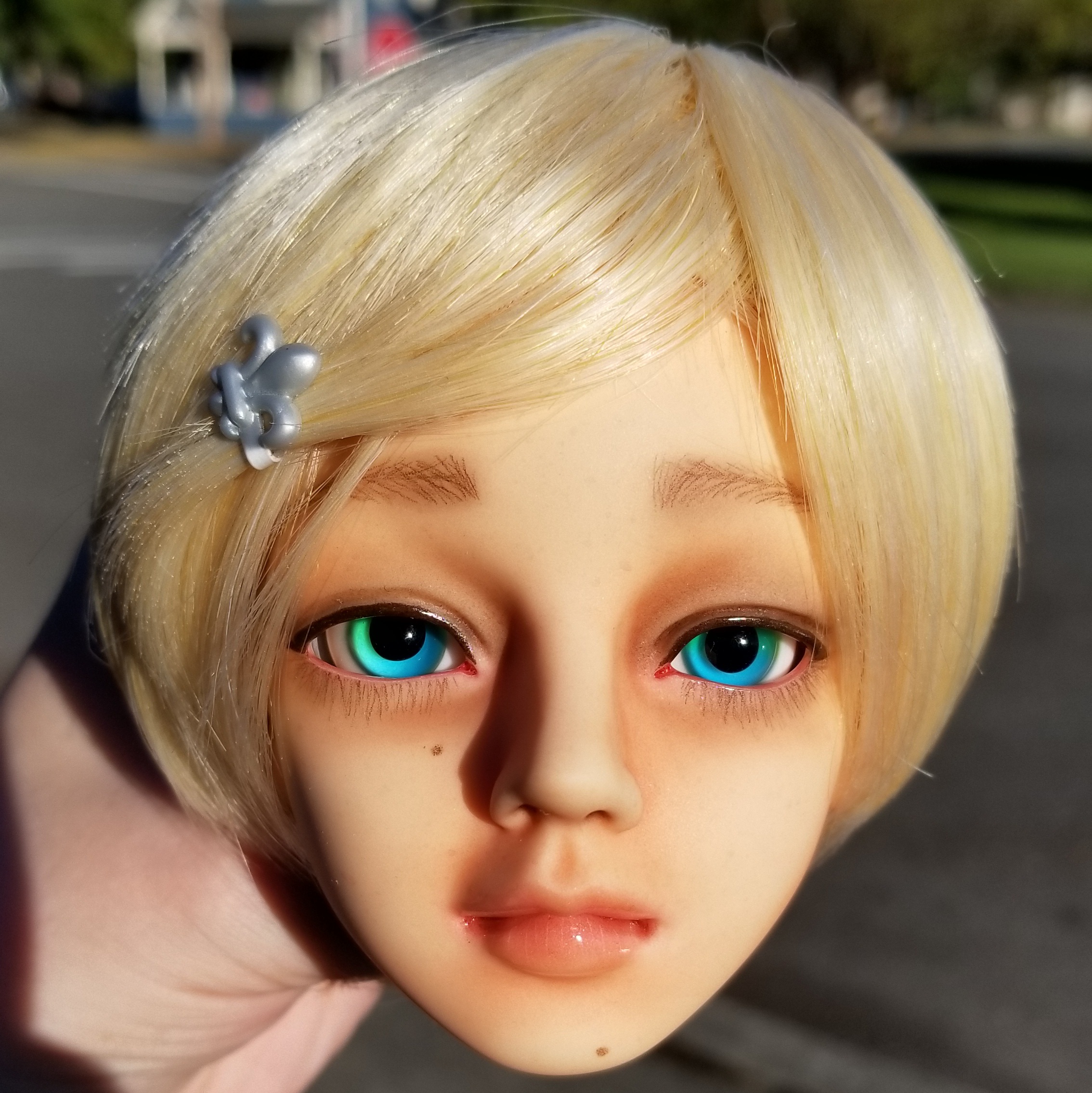 [​IMG]