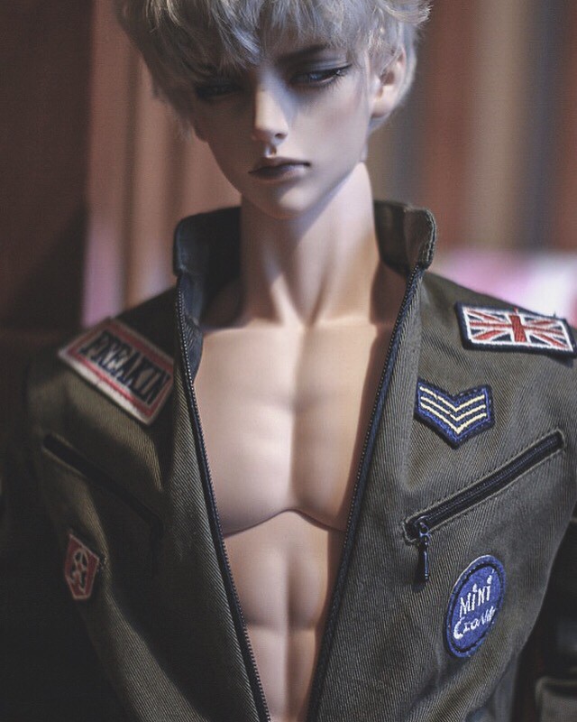 [​IMG]