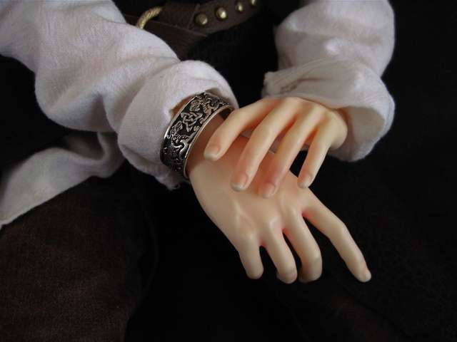 [​IMG]