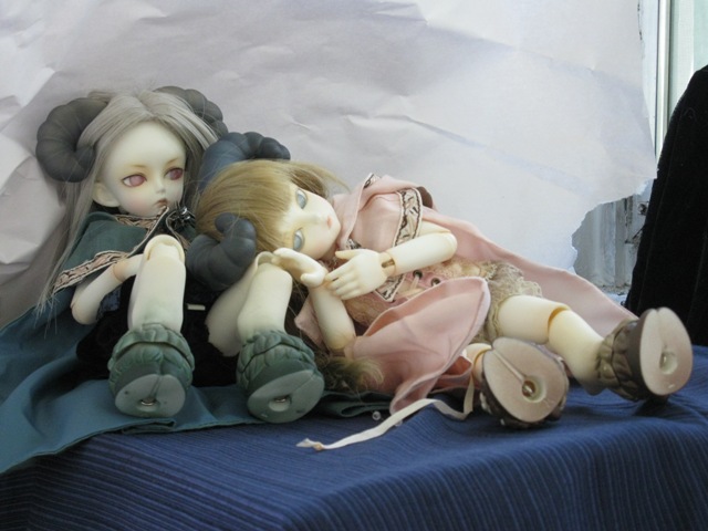 [​IMG]