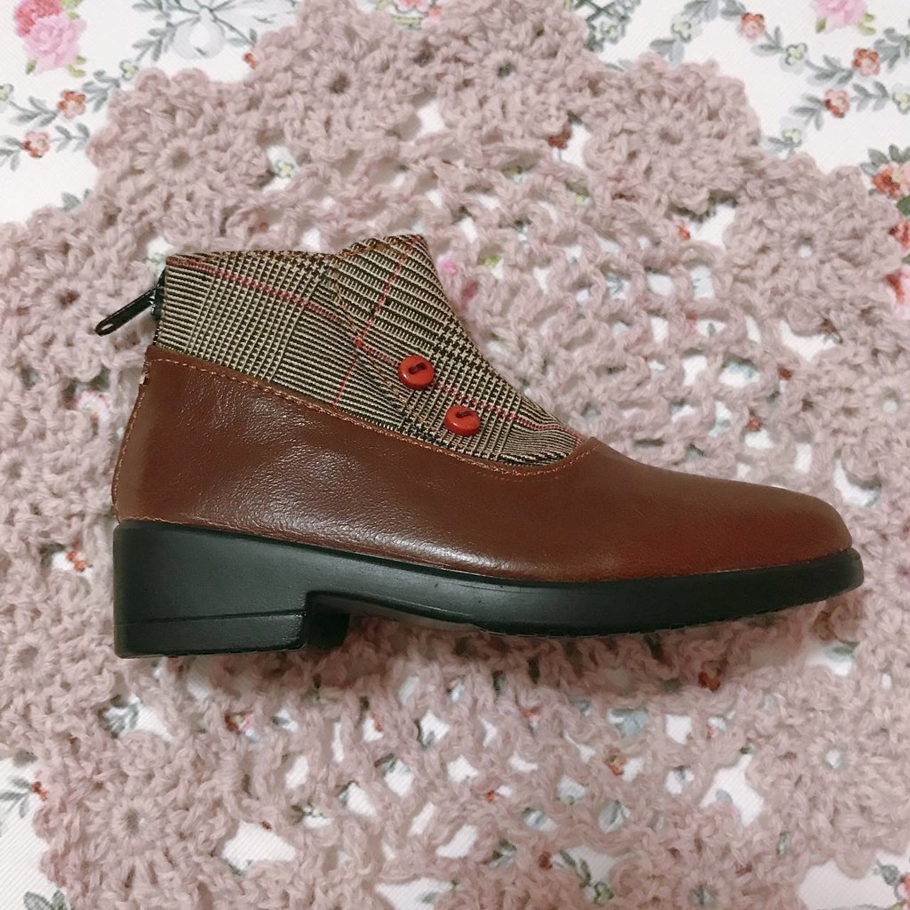[​IMG]