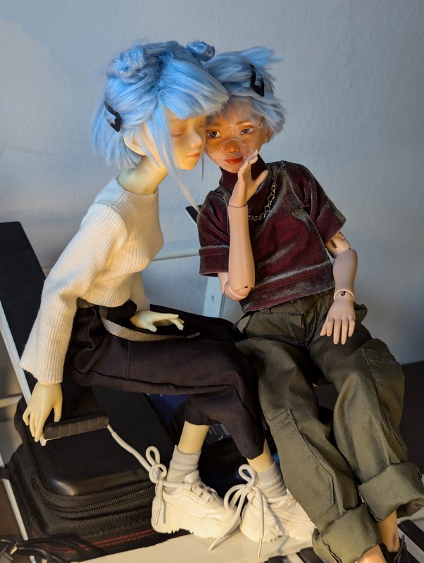 [​IMG]