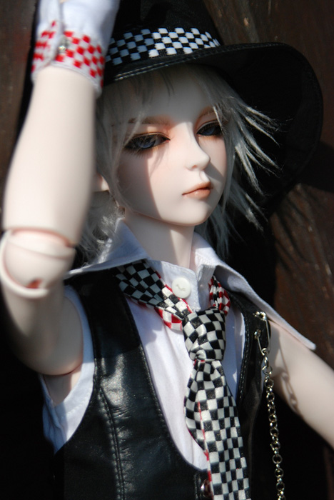 [​IMG]