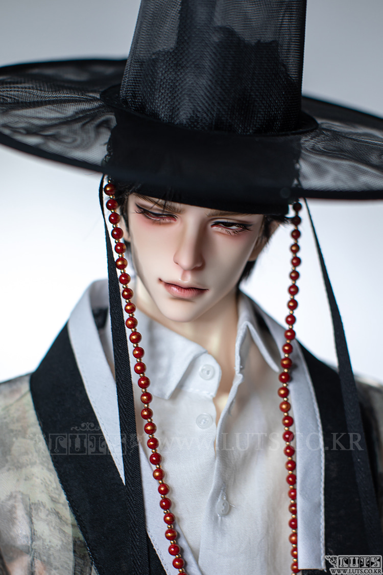 [​IMG]