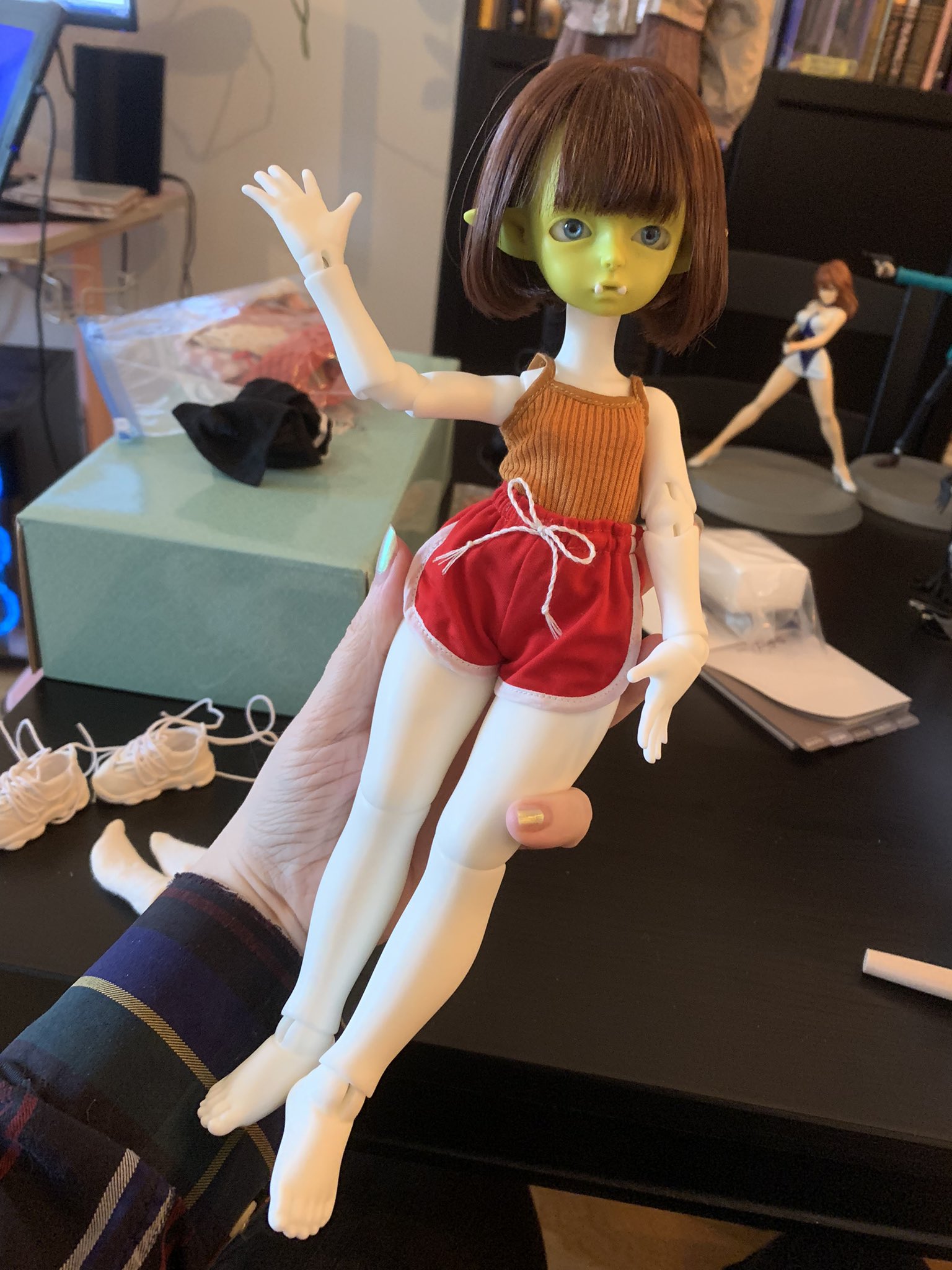 [​IMG]